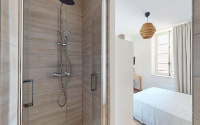 Private room at Rue du Cadran Saint-Pierre, 51100 Reims, France, image 6 of 16