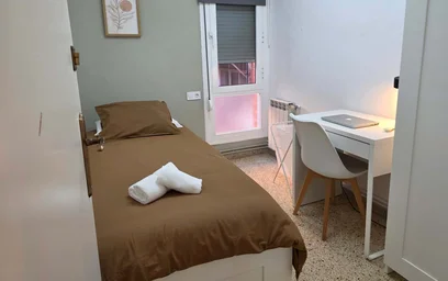 Quarto privado em Carrer d'Aristòtil, 6, 08206 Sabadell, Barcelona, Spagna, imagem 2 de 19