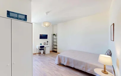 Private room at Rue du Cadran Saint-Pierre, 51100 Reims, France, image 3 of 16