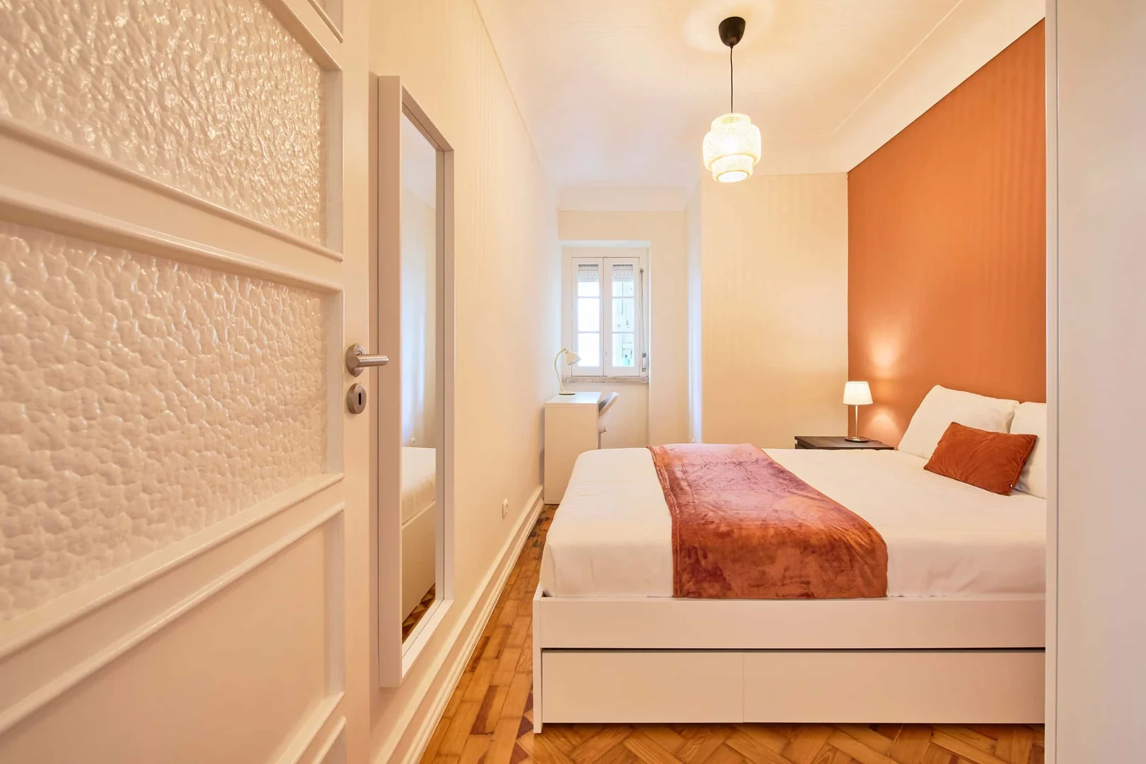 Chambre d'étudiant confortable et spacieuse dans 