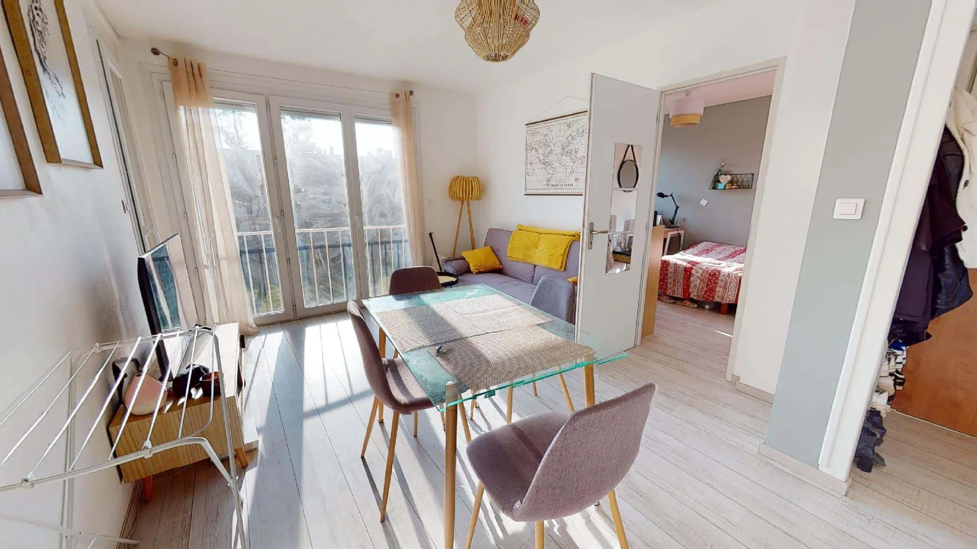 Quarto de estudante económico com localização conveniente em