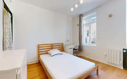 Quarto privado em 6 Rue Motte, 59200 Tourcoing, France, imagem 2 de 18