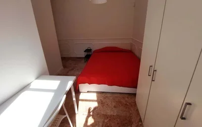 Jasny pokój prywatny w {area}