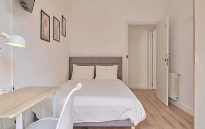 Özel oda konumu C/ de la Pau, 35, 3 3, Ciutat Vella, 46003 València, Valencia, Spain, 2 32 görüntüsü