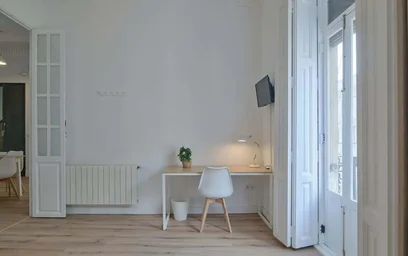 Özel oda konumu C/ de la Pau, 35, 3 3, Ciutat Vella, 46003 València, Valencia, Spain, 1 32 görüntüsü