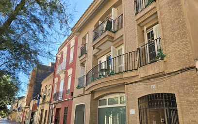 Dairenin tamamı konumu C/ dels Àngels, Poblats Marítims, 46011 València, Valencia, Spain, 25 31 görüntüsü