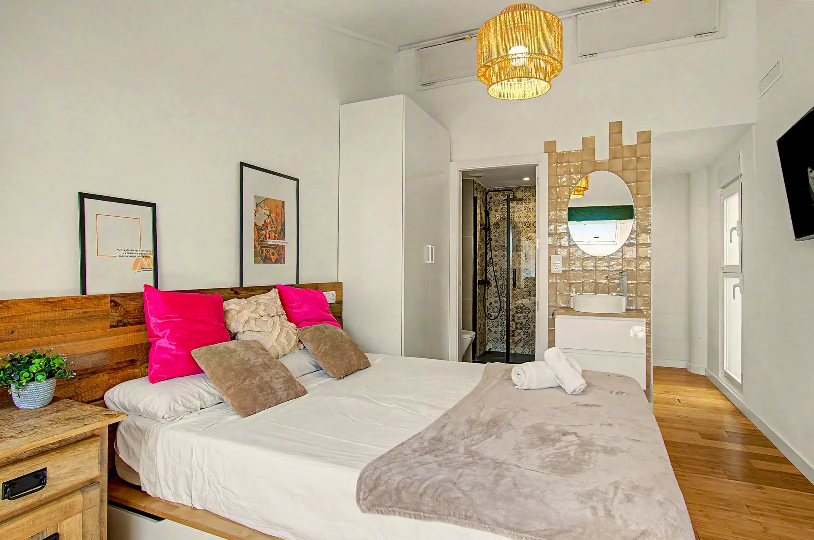 C/ dels Àngels, Poblats Marítims, 46011 València, Valencia, Spain