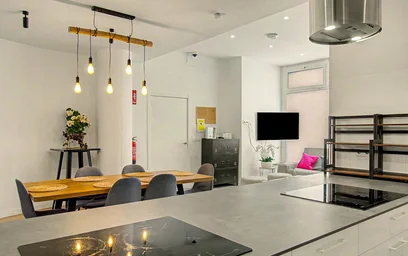 Dairenin tamamı konumu C/ dels Àngels, Poblats Marítims, 46011 València, Valencia, Spain, 14 33 görüntüsü