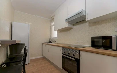 Özel oda konumu Carrer de la Vila de Muro, 2, piso 7, puerta 13, Benimaclet, 46020 València, Valencia, Spain, 13 23 görüntüsü