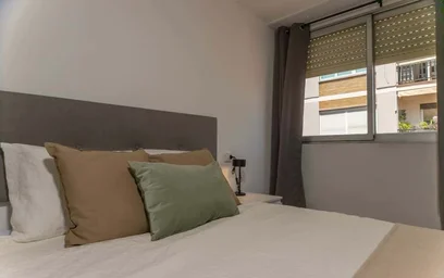 Özel oda konumu Carrer de la Vila de Muro, 2, piso 7, puerta 13, Benimaclet, 46020 València, Valencia, Spain, 5 21 görüntüsü