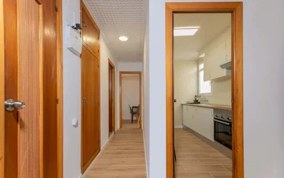 Özel oda konumu Carrer de la Vila de Muro, 2, piso 7, puerta 13, Benimaclet, 46020 València, Valencia, Spain, 19 20 görüntüsü