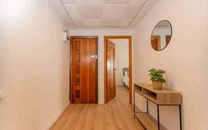 Özel oda konumu Carrer de la Vila de Muro, 2, piso 7, puerta 13, Benimaclet, 46020 València, Valencia, Spain, 8 20 görüntüsü