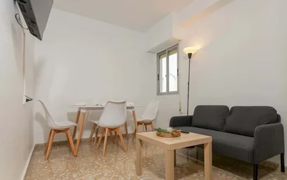 Özel oda konumu C/ de Callosa d'En Sarrià, 13, piso 3, puerta 6, Jesús, 46007 València, Valencia, Spain, 6 21 görüntüsü