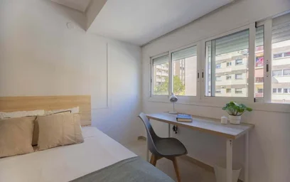 Özel oda konumu C/ de la Mare de Déu de la Cabeza, 60, piso 2, puerta 7, Patraix, 46014 València, Valencia, Spain, 4 18 görüntüsü