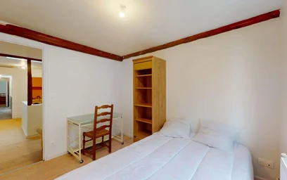 Chambre privée à 8 Rue la Pérouse, 76600 Le Havre, France, image 5 de 19