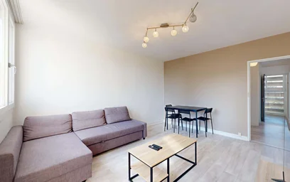 Private room at 56 Av. de Montrapon, 25000 Besançon, France, image 9 of 24