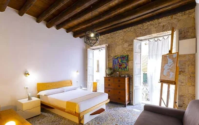 Całe miejsce Via Cavour, 97, 09124 Cagliari CA, Italy, obraz 40 49