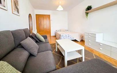 Private room at C. Marmolina, 32, 3oc, Vicálvaro, 28032 Madrid, Spagna, image 9 of 16