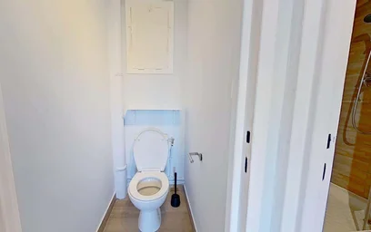 Chambre privée à 37 Rue de Pressensé, 76600 Le Havre, France, image 13 de 15
