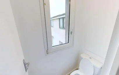 Quarto privado em 24 Pl. des Vosges, 54000 Nancy, France, imagem 19 de 19