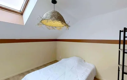 Quarto privado em 24 Pl. des Vosges, 54000 Nancy, France, imagem 3 de 19