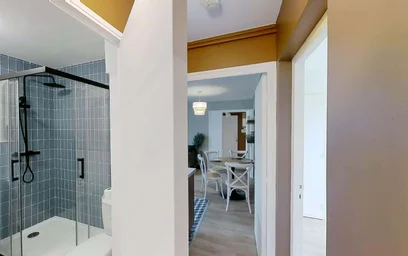 Quarto privado em 24 Pl. des Vosges, 54000 Nancy, France, imagem 5 de 19