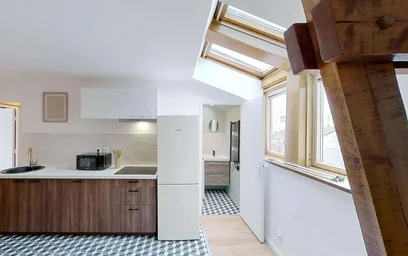 Quarto privado em 24 Pl. des Vosges, 54000 Nancy, France, imagem 7 de 19
