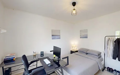 Privatzimmer in der 4 All. de l'Oasis, 34080 Montpellier, France, bild 2 von 16