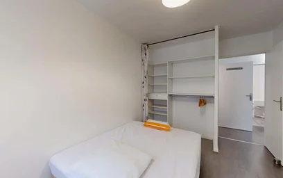 Chambre privée à 6 All. de la Futaie, 93160 Noisy-le-Grand, France, image 3 de 22