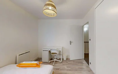 Chambre privée à 6 All. de la Futaie, 93160 Noisy-le-Grand, France, image 5 de 22