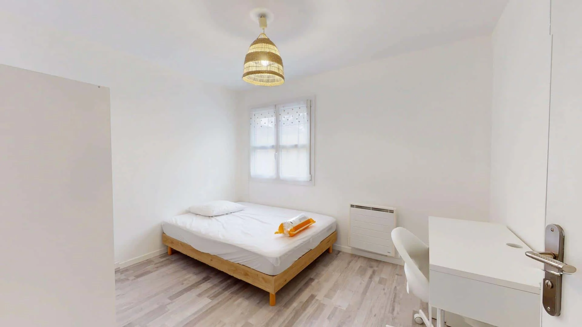 Chambre à louer dans un appartement d'étudiant à , entièrement meublée