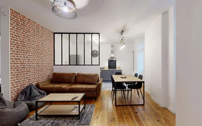 Privatzimmer in der 7 Rue Emile Guichenné, 64000 Pau, France, bild 15 von 20