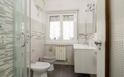 Apartamento inteiro em Piazza del Sansovino, 1, 34131 Trieste TS, Italy, imagem 16 de 27