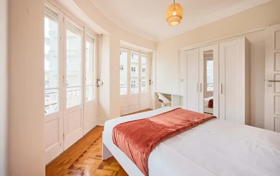 Chambre privée à R. José Falcão 57, 1000-184 Lisboa, Portugal, image 6 de 20