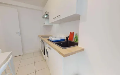 Habitación privada en 206 Rue des Pyramides, 91000 Évry-Courcouronnes, France, imagen 5 de 12