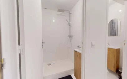 Habitación privada en 206 Rue des Pyramides, 91000 Évry-Courcouronnes, France, imagen 10 de 12