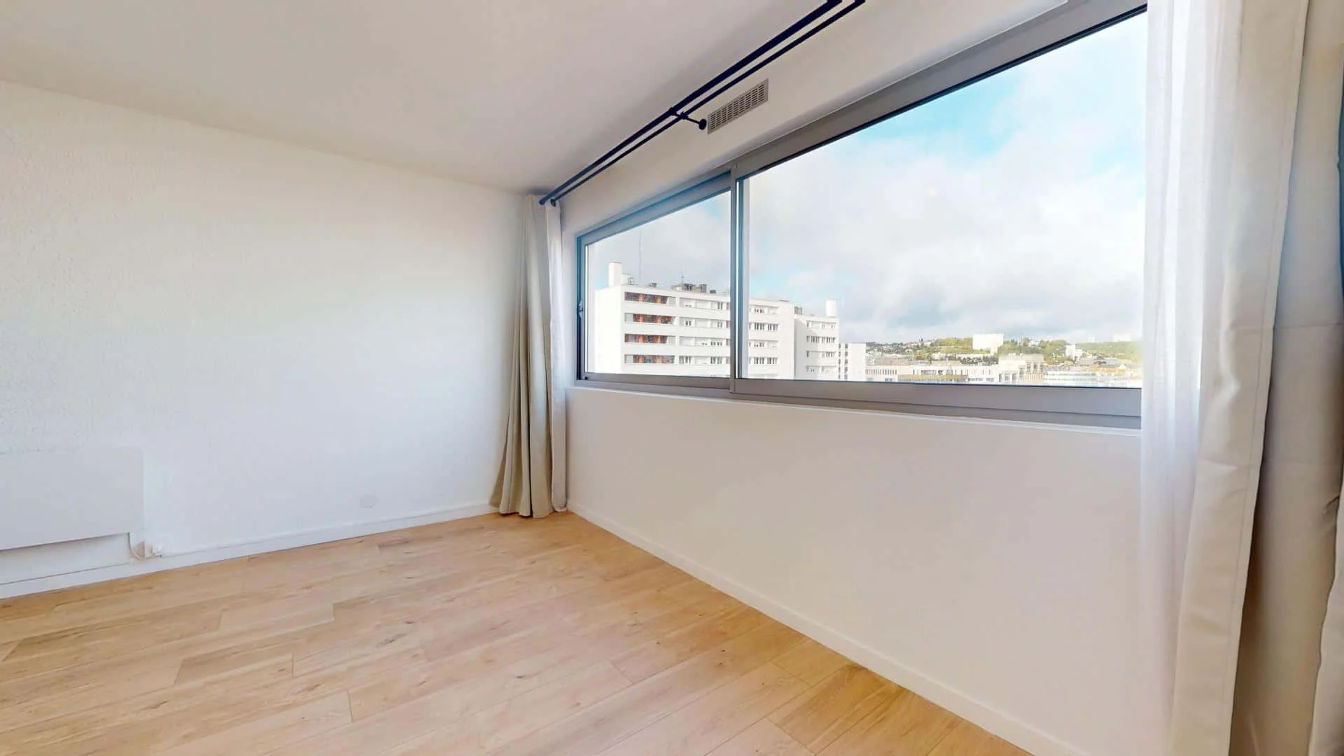 Quarto acolhedor para estudantes disponível em 