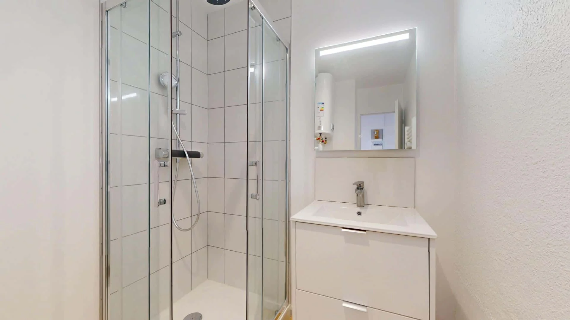 Quarto de estudante funcional perfeito para estudar em 
