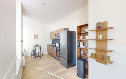 Private room at Rue du Cadran Saint-Pierre, 51100 Reims, France, image 16 of 17