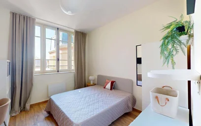 Private room at Rue du Cadran Saint-Pierre, 51100 Reims, France, image 6 of 17