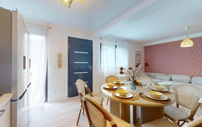Private room at 17 Rue Louis Mie, 33000 Bordeaux, France, image 12 of 15