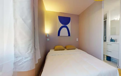 Habitación privada en 33 Cr Dr Jean Damidot, 69100 Villeurbanne, France, imagen 4 de 19