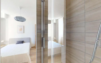 Private room at Rue du Cadran Saint-Pierre, 51100 Reims, France, image 6 of 16