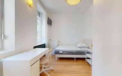 Quarto privado em 6 Rue Motte, 59200 Tourcoing, France, imagem 3 de 18