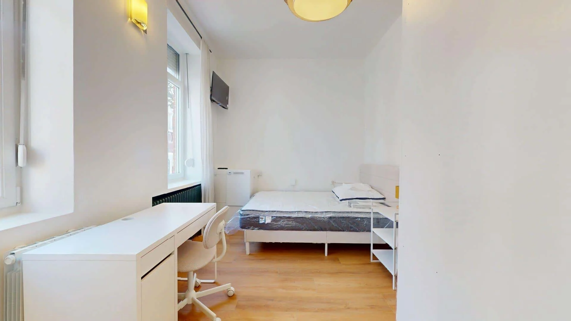 Quarto amigo do estudante em  com comodidades modernas
