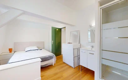 Quarto privado em 6 Rue Motte, 59200 Tourcoing, France, imagem 2 de 19