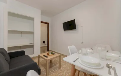 Özel oda konumu C/ de Callosa d'En Sarrià, 13, piso 3, puerta 6, Jesús, 46007 València, Valencia, Spain, 9 22 görüntüsü
