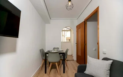 Özel oda konumu Carrer de la Vila de Muro, 2, piso 7, puerta 13, Benimaclet, 46020 València, Valencia, Spain, 16 19 görüntüsü