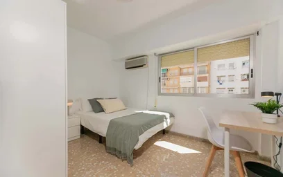 Özel oda konumu C/ de Callosa d'En Sarrià, 13, piso 3, puerta 6, Jesús, 46007 València, Valencia, Spain, 1 21 görüntüsü
