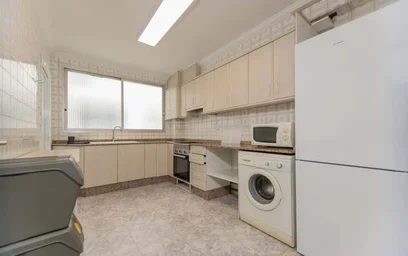 Özel oda konumu C/ de Callosa d'En Sarrià, 13, piso 3, puerta 6, Jesús, 46007 València, Valencia, Spain, 11 21 görüntüsü